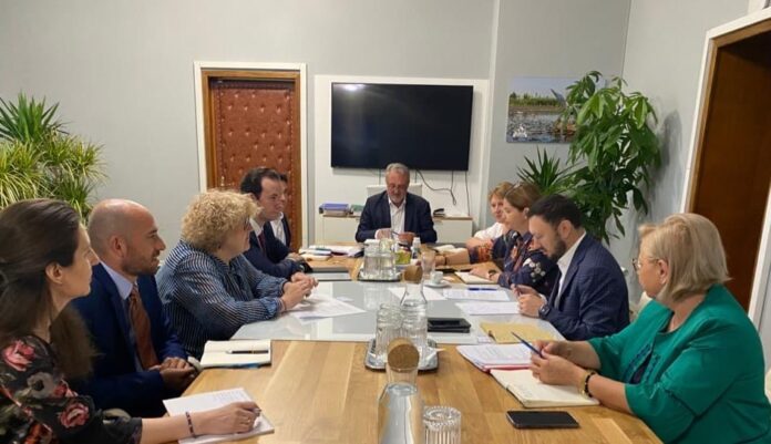 Sursă foto: Facebook/Mircea Fechet