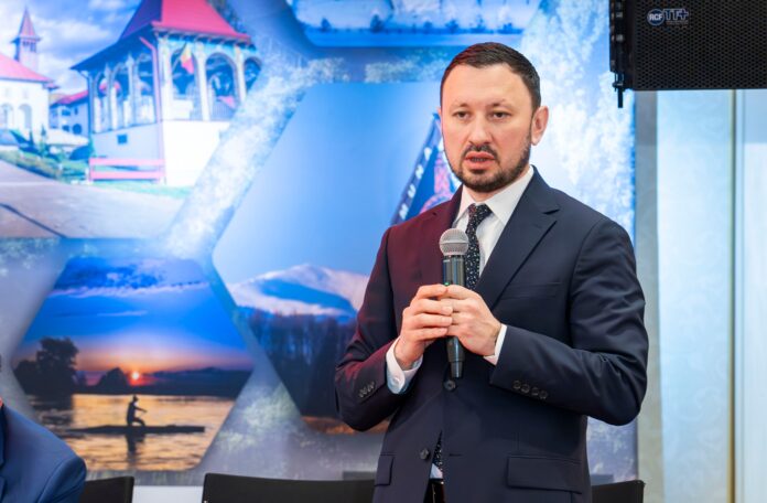 Sursa foto: Facebook/Mircea Fechet