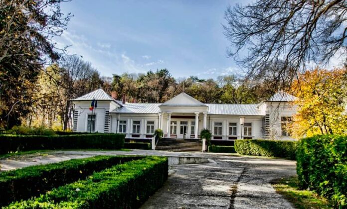 Sursă foto: Facebook/Mircea Fechet