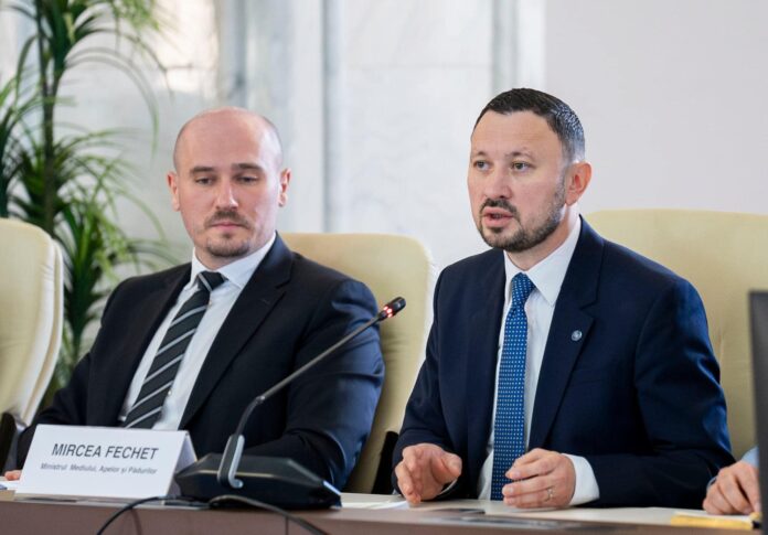 Sursa foto: Facebook/Mircea Fechet