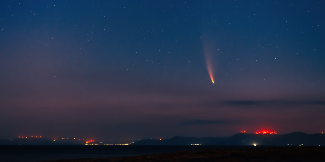 Faimoasa cometă C/2023 A3 (Tsuchinshan-ATLAS) a fost filmată de la bordul Stației Spațiale Internaționale și a devenit vizibilă și din emisfera nordică