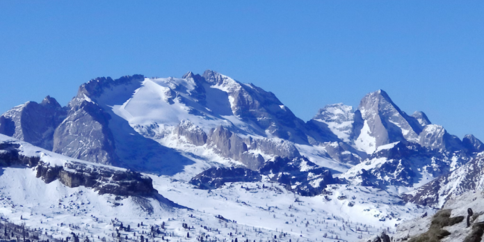 ghețarul marmolada italia alpii dolomiti se topește