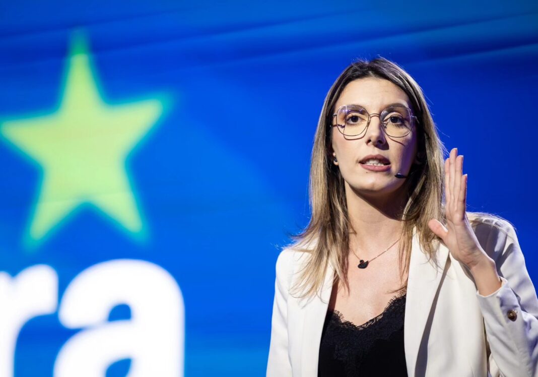 Foto: Facebook/Diana Buzoianu