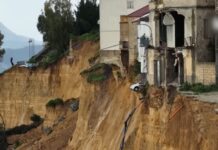 VIDEO: Sicilia evacuează peste 1.000 de persoane după surparea unei faleze Captură video/Youtube