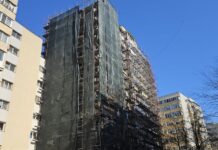 România renovează energetic 0,5% din clădiri anual. Ținta e de șapte ori mai mare — și termenul se apropie