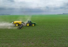Fermierul nu schimbă îngrășământul doar pentru că este mai verde