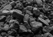 România stă pe munți de cenușă de cărbune. Deșeul poate ascunde mineralele critice de care Europa duce lipsă