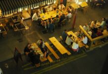 Ce mănânci în tura de noapte: mutarea meselor mai devreme poate ajuta metabolismul